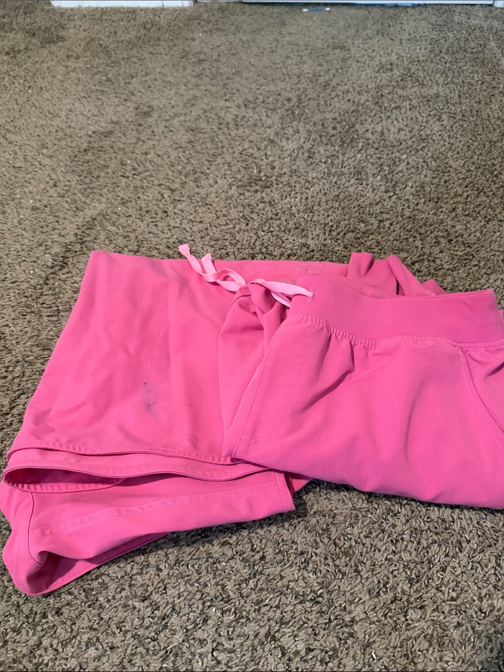 Figs Rafaela top 2xl and joggers 2xl